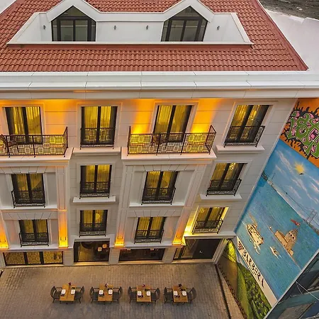 Barbera Hotel 3*