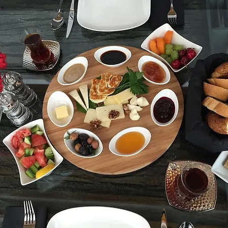 Barbera Hotel 3*