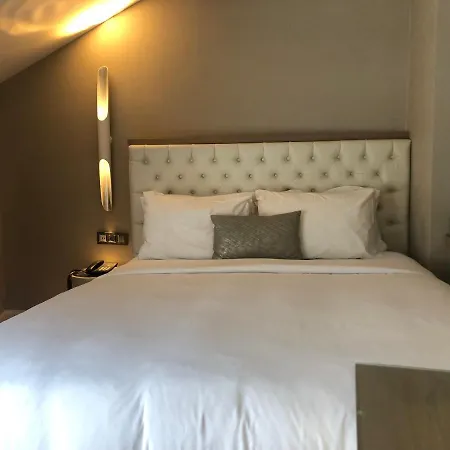 Barbera Hotel